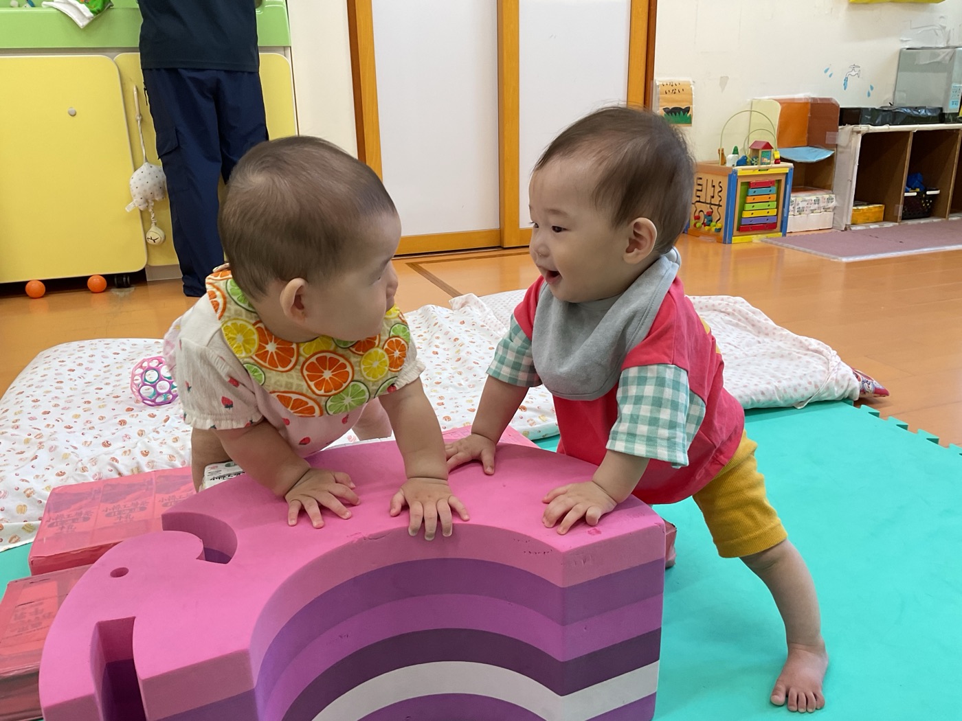あたたかい保育の様子